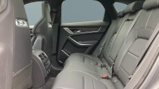 Jaguar F-Pace 2.0 D200 R-Dynamic HSE Black 5dr Auto AWD Diesel Estate